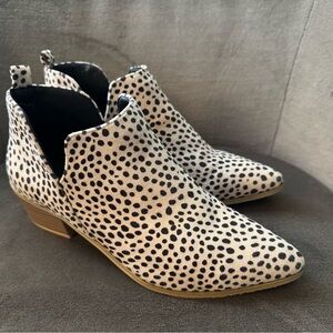 Spotted Ankle Boots - Black and Cream